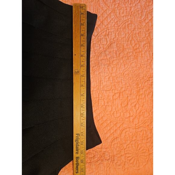 H&M Divided Cheerleader Pleated Black Skirt w/White Stripes Size 8 Womens - Picture 6 of 7
